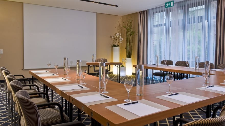 Tagungsraum Düsseldorf U-Form relexa hotel Berlin - Tagungsraum Düsseldorf U-Form